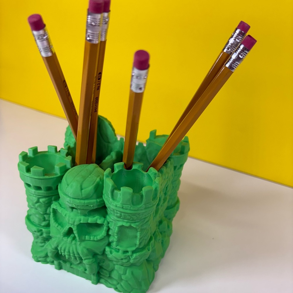 3D printed pen & pencil castle holder or makeup brushes!